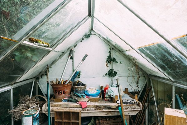 Quels sont les meubles ou les accessoires de rangement adaptés à son jardin ?